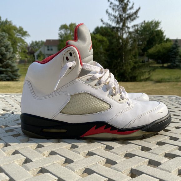 NIKE AIR JORDAN RETRO 5 V WHITE FIRE RED BLACK 136027-100 SZ 10.5 main image 9